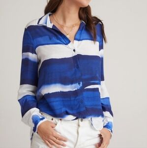 Revolve Bella Dahl Button Down Shirt in "Blue Wave" Small